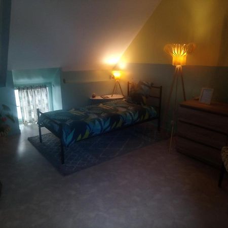 Hostal Bienvenue Saint-Pierre-de-Plesguen Exterior foto