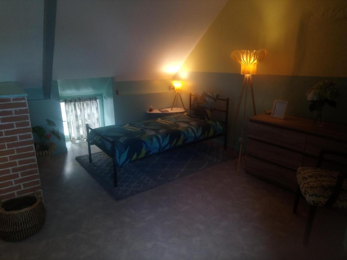 Hostal Bienvenue Saint-Pierre-de-Plesguen Exterior foto