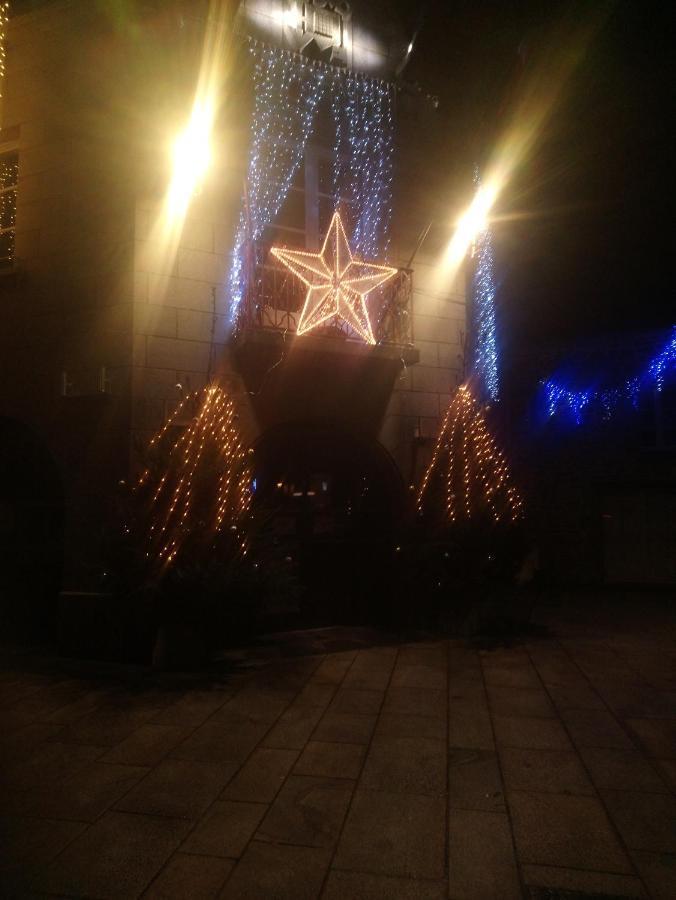 Hostal Bienvenue Saint-Pierre-de-Plesguen Exterior foto
