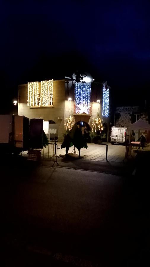 Hostal Bienvenue Saint-Pierre-de-Plesguen Exterior foto